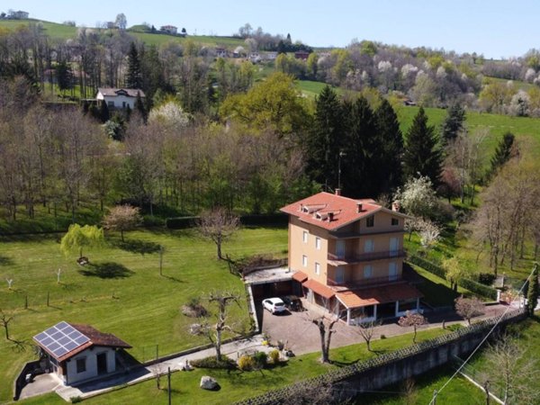 casa indipendente in vendita a Mondovì
