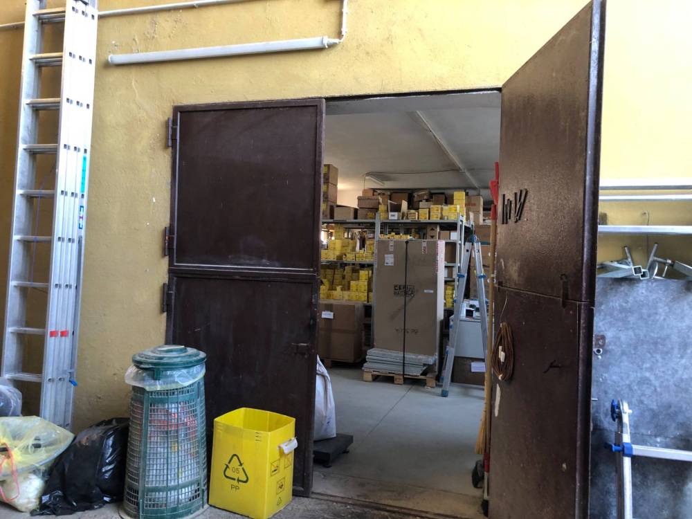 locale di sgombero in vendita a Mondovì