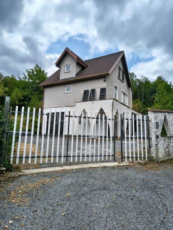 casa indipendente in vendita a Mondovì