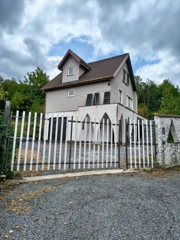 casa indipendente in vendita a Mondovì