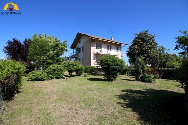 casa indipendente in vendita a Mondovì