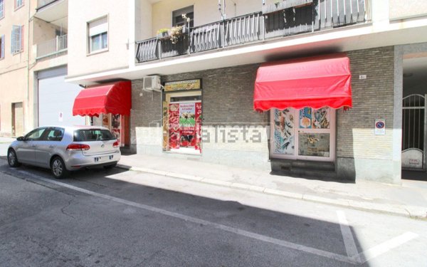 locale commerciale in vendita a Mondovì