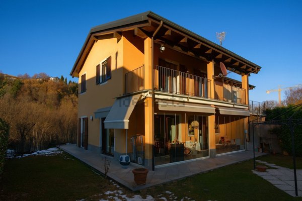 casa indipendente in vendita a Mondovì