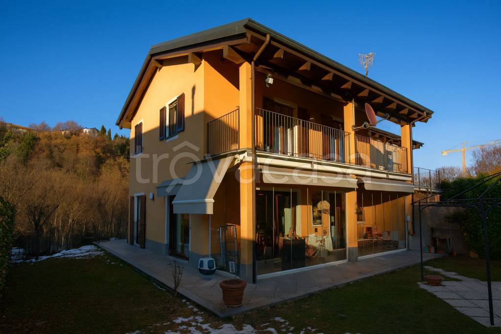 casa indipendente in vendita a Mondovì