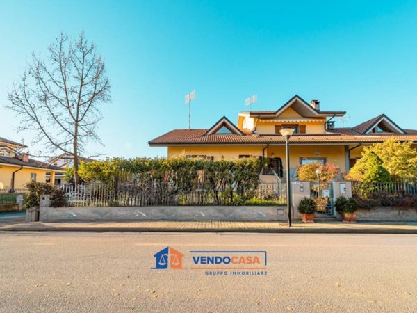 casa indipendente in vendita a Mondovì