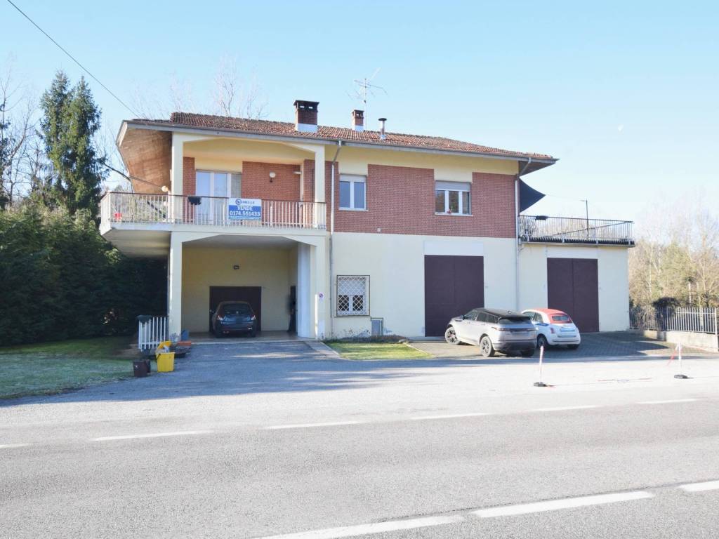 casa indipendente in vendita a Mondovì