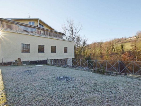 locale di sgombero in vendita a Mondovì