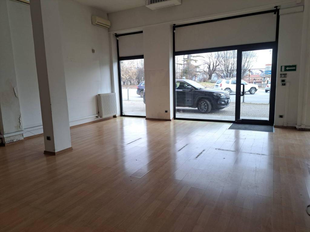negozio in vendita a Mondovì