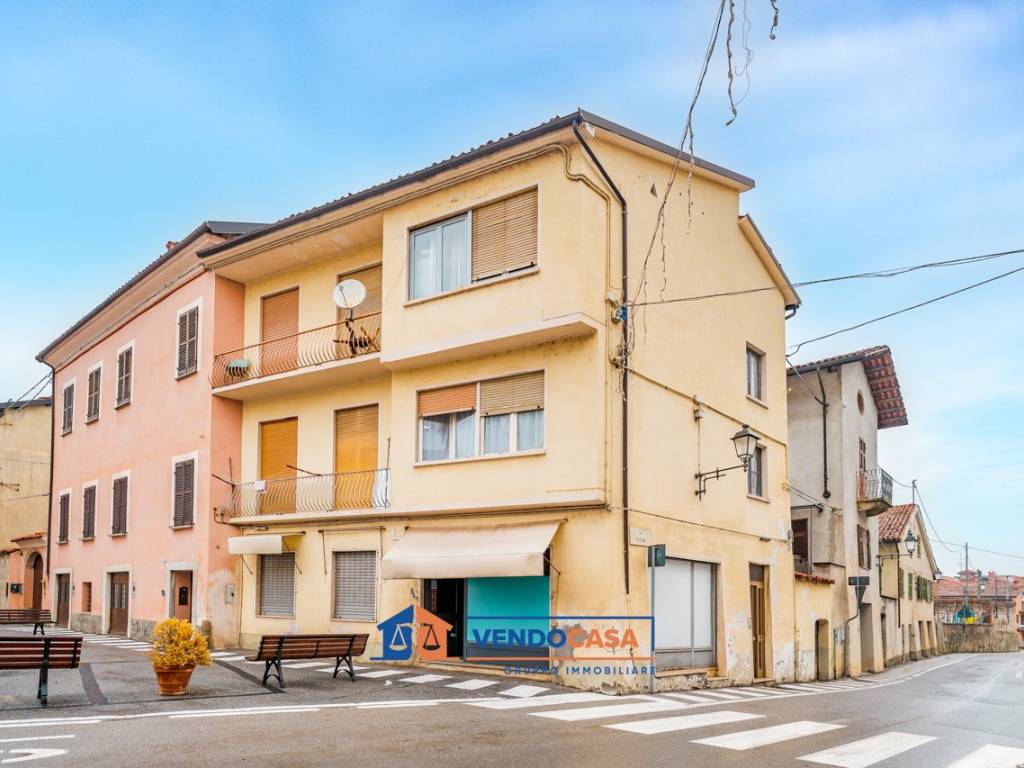 casa indipendente in vendita a Mondovì