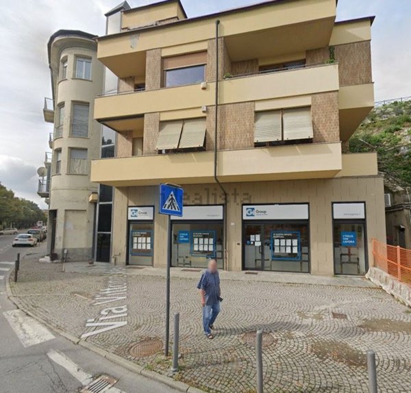 locale commerciale in vendita a Mondovì