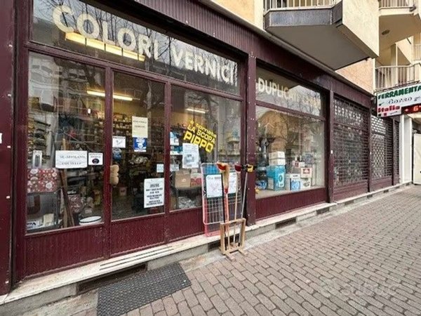 locale di sgombero in vendita a Mondovì