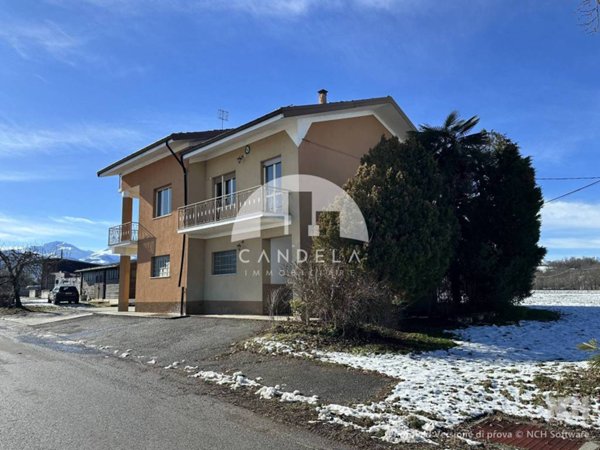 casa indipendente in vendita a Mondovì in zona Merlo