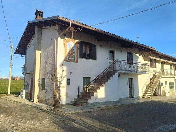 casa indipendente in vendita a Mondovì in zona Merlo