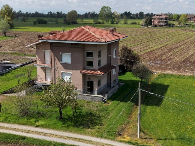 casa indipendente in vendita a Mondovì