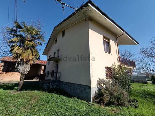 casa indipendente in vendita a Mondovì