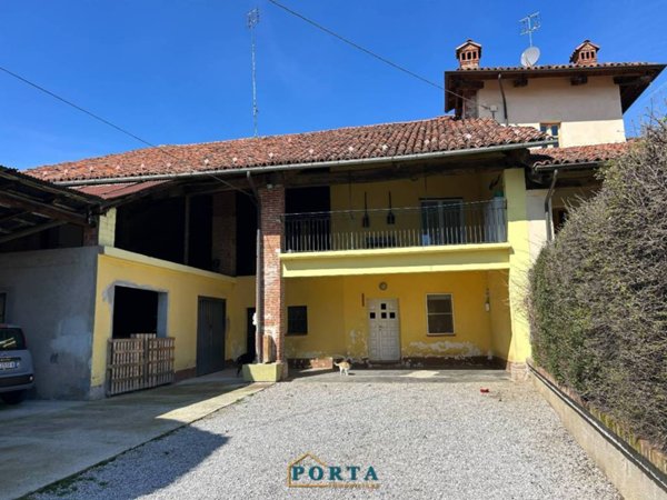 casa indipendente in vendita a Mondovì in zona Gratteria