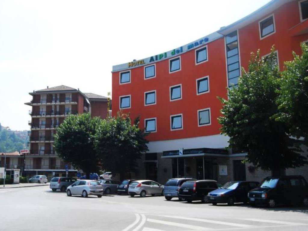 negozio in vendita a Mondovì