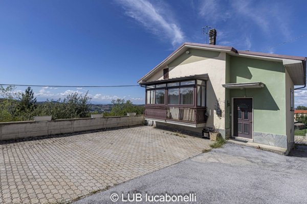 casa indipendente in vendita a Mondovì