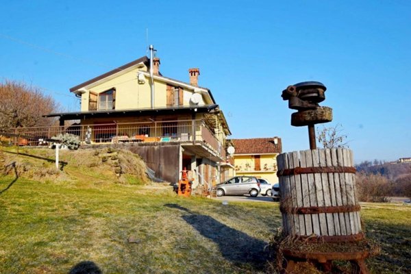 casa indipendente in vendita a Mondovì
