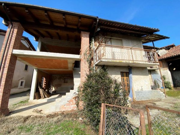 casa indipendente in vendita a Mondovì in zona Gratteria