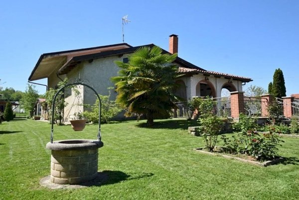 casa indipendente in vendita a Mondovì