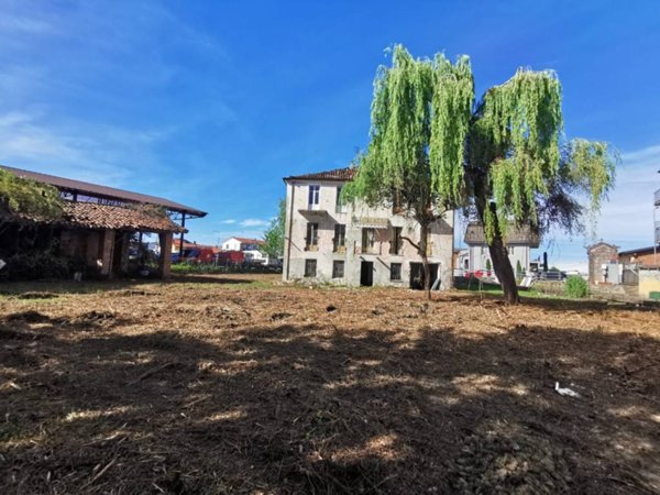 casa indipendente in vendita a Mondovì