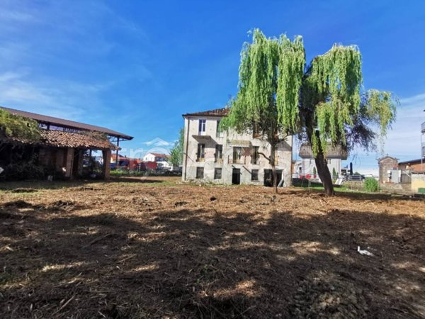 casa indipendente in vendita a Mondovì