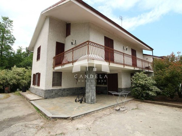 casa indipendente in vendita a Mondovì in zona Gratteria