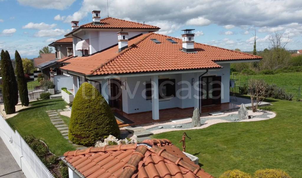 casa indipendente in vendita a Mondovì in zona Breolungi