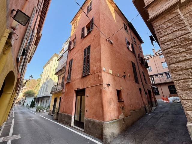 intera palazzina in vendita a Mondovì