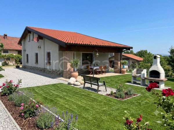 casa indipendente in vendita a Mondovì