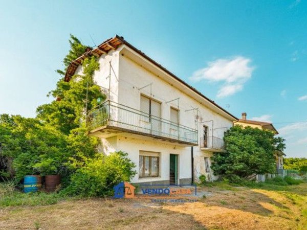 casale in vendita a Mondovì in zona San Giovanni dei Govoni