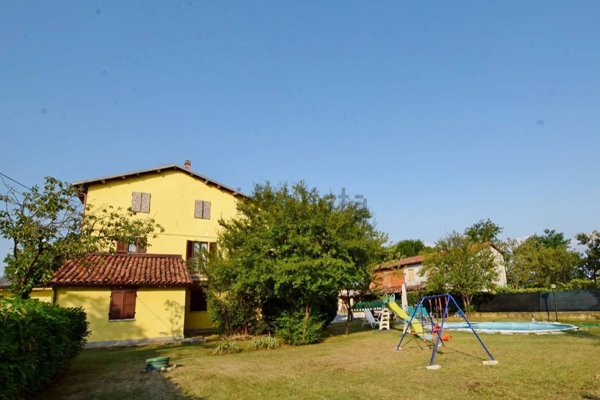 casa indipendente in vendita a Mondovì