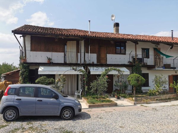 casa indipendente in vendita a Mondovì in zona Gratteria