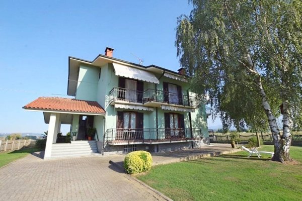casa indipendente in vendita a Mondovì in zona Gratteria