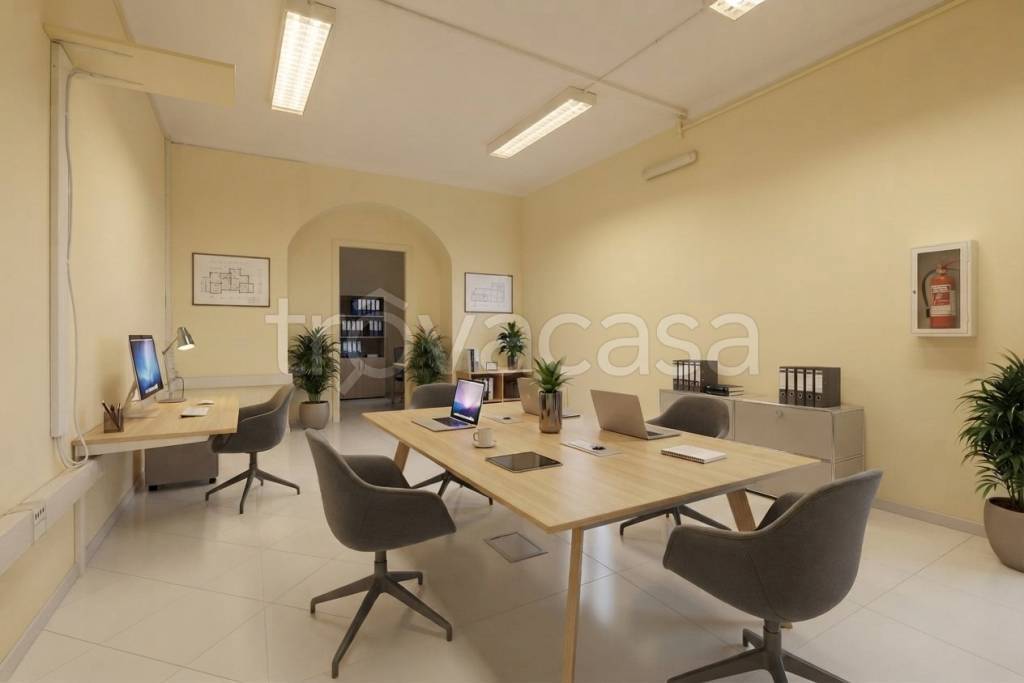 locale commerciale in vendita a Mondovì