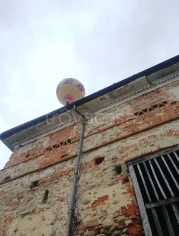 casa indipendente in vendita a Mondovì in zona Rifreddo