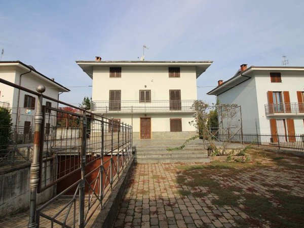 casa indipendente in vendita a Mondovì