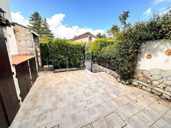appartamento in vendita a Rocca di Botte