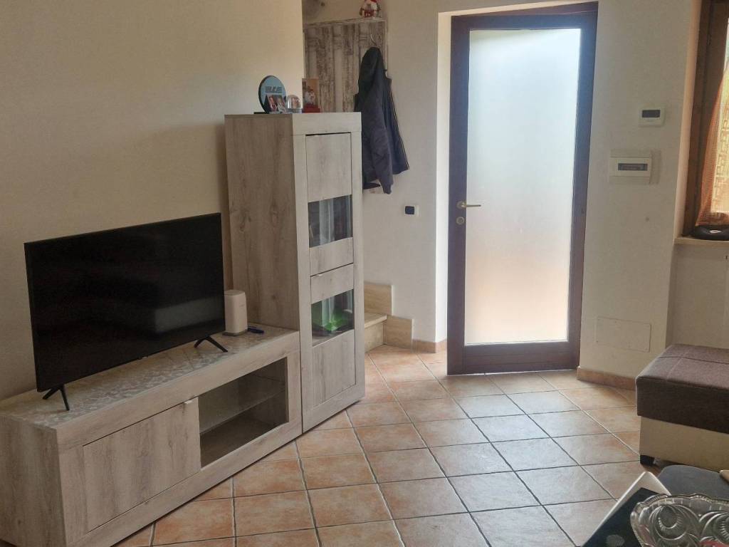 casa indipendente in vendita a Rocca di Botte