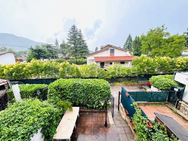 casa indipendente in vendita a Rocca di Botte