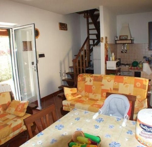 casa indipendente in vendita a Rocca di Botte