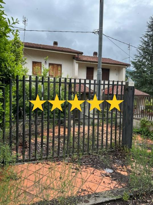casa indipendente in vendita a Rocca di Botte