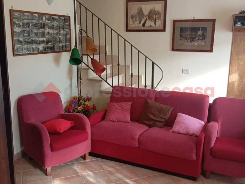 casa indipendente in vendita a Rocca di Botte