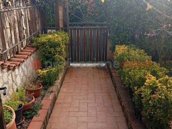 casa indipendente in vendita a Rocca di Botte