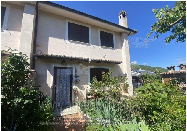casa indipendente in vendita a Rocca di Botte