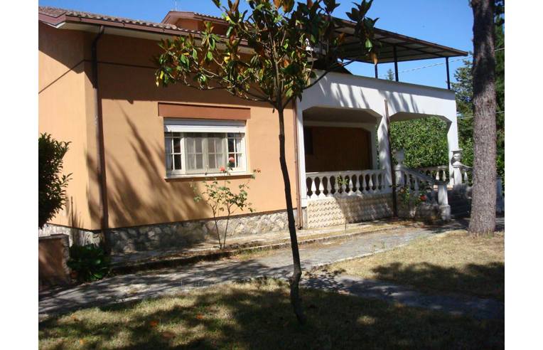 casa indipendente in vendita a Rocca di Botte