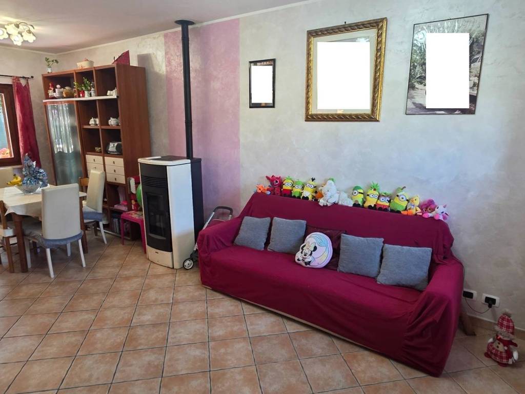 casa indipendente in vendita a Rocca di Botte