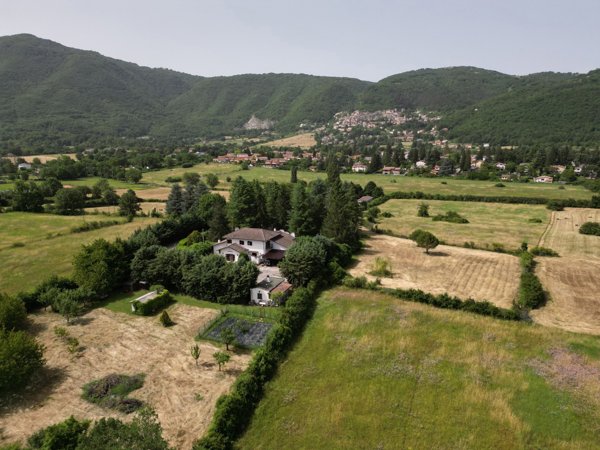 casa indipendente in vendita a Rocca di Botte