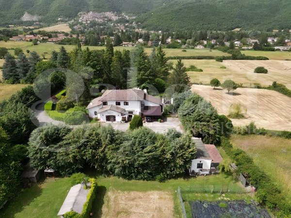 casa indipendente in vendita a Rocca di Botte